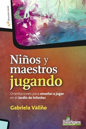 Niños Y Maestros Jugar En El Jardin De Infantes