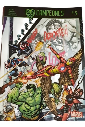 Campeones Marvel Número 5 Ovni Press