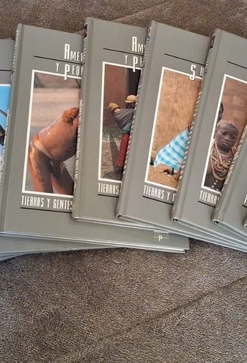 Colección Libros Tierras Y Gentes (pack Vol. 1 Al 25)